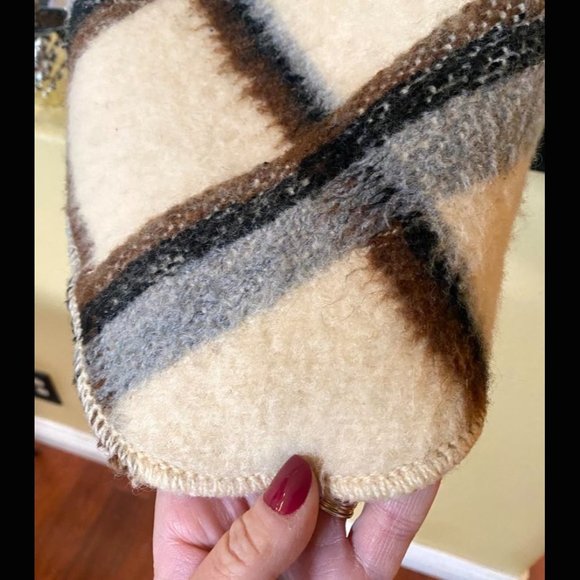Vintage Roka L'tda Blanket Shawl Poncho Throw Wool Handmade RARE - Picture 4 of 9